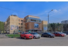 Прдам 1-к квартиру в районе с развитой инфраструктурой.